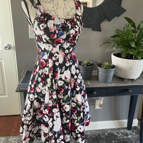White House Black Market Dresses & Skirts - White House Black Market fit and flare dress